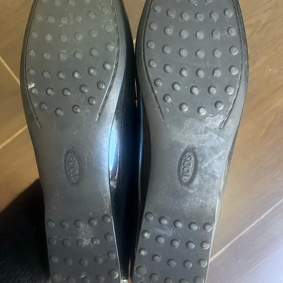 Tod's Women's Black Loafers